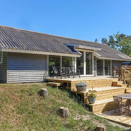 Amazing In Aakirkeby With Wifi Holiday home