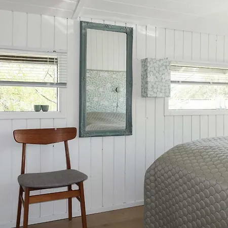 3 Bedroom Amazing In Aakirkeby *